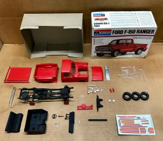 Vintage Monogram 2262 Ford F - 150 Ranger 4x4 Pickup Truck Model Kit Open/parts