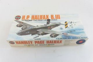 H.  P Halifax B.  Iii Handley Page 1:72 Model Aircraft Vtg 1975 Parts 2