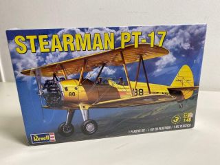 Revell 1:48 Scale Stearman Pt - 17 Model Airplane Kit 85 - 5264