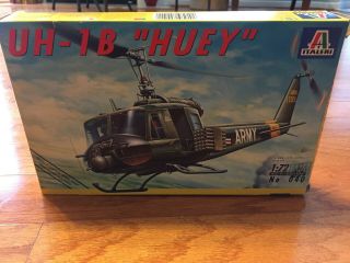 Italeri Uh - 1b Huey Bell Helicopter Vietnam War Model Kit 1:72 Scale No 040