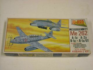 Vintage Jo - Han A - 104 Messerschmitt Me 262 1:72 Scale Model Kit