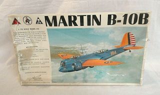 Look 1960`s Williams Bros.  Martin B - 10b 1/72 Factory Plane Kit