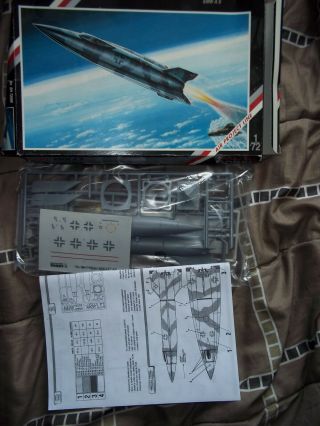 Special Hobby Emw A 9 Germna Ww2 Rocket Model Kit 1/72