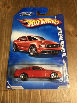 Hot Wheels Models 2010 Red Ford Mustang Gt Auto Show Edition