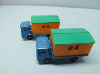 Matchbox Reg Wheels Two 60b Site Hut Trucks Blue / Plastic Huts