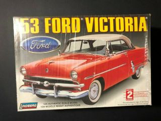 1953 Ford Victoria Lindberg Model Car 72172 Unassembled Still Box
