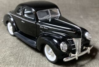 1:34 Scale Ford 1940 5 Window Coupe Die Cast Car