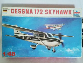 Cessna 172 Skyhawk Model Airplane Kit 1/48 Scale Open Box