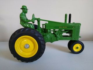 John Deere Model A Tractor With Man 1/16 Scale By Ertl