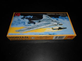 Pm Model 220,  1/72 Horten Ho - 229 V7 Nightfighter Plastic Model Kit