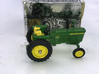 Ertl John Deere 4010 Diesel Tractor 1993 National Farm Toy Farmer Show 1/43