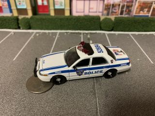 Custom 1/64 Greenlight Papd Police Crown Victoria