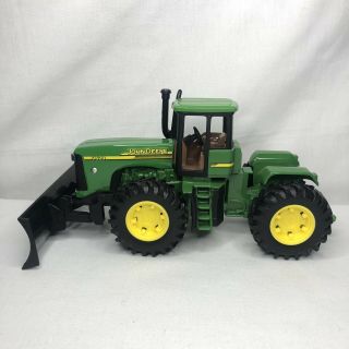 Ertl 1/32 John Deere 9620 Tractor With Blade And Dualls Farm Toy