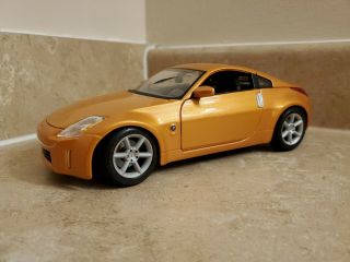 Miasto Release 1:18 Scale Nissan 350z Orange