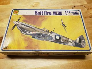 Supermarine Spitfire Mk.  8 1/48 Otaki Scale Model Kit