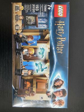 Lego Harry Potter Hogwarts Room Of Requirement (75966).  Factory.