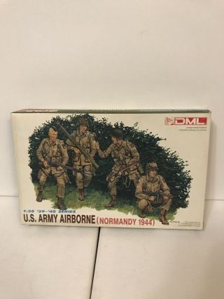 Dragon 6010 Us Army Airborne Normandy 1944 1/35 Scale Figures Inside