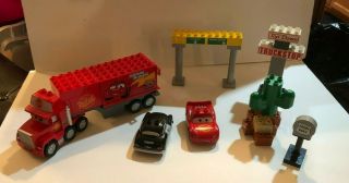 Lego Duplo 5816 Disney Cars Pixar Macks Road Trip
