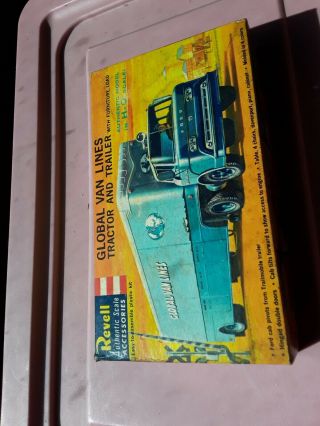 Vintage Revell Ho Scale Global Van Lines Box Only