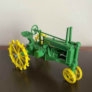 John Deere 1937 Model " G " Tractor Collectors Edition 50th Ann - By Ertl - 1/16th