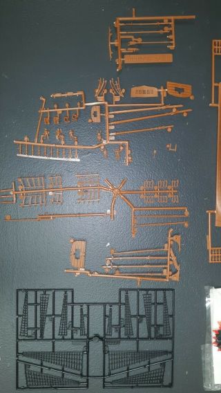 Revell 05404 Sailing Ship 1:110 H.  M.  S.  Bounty Ship Model (incomplete) parts 3