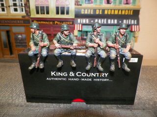 King And Country Wh048 " Wehrmacht Sitting " Mib