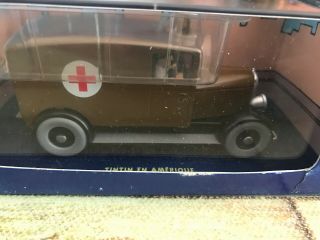 Voiture Miniature L ' ambulance de Chicago de Tintin en Amérique au 1/43 2