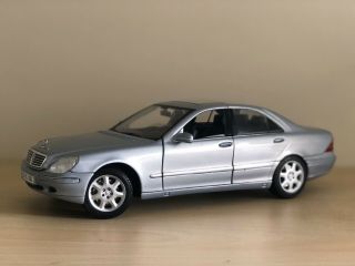 1:18 Maisto 1998 Mercedes - Benz S - Class (no Box)