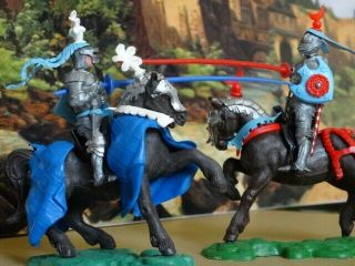 Britains Swoppet Knights,  2 Mounted Attacking With Lance,  Toy Soldiers,  Uk