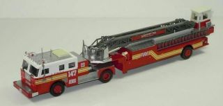 Code 3 12658 " Tda - York Ladder 14 " 1/64 Diecast Fire Truck