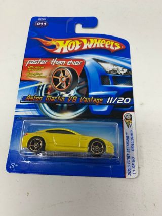 2005 Hot Wheels First Editions Aston Martin V8 Vantage Faster Than Ever 11