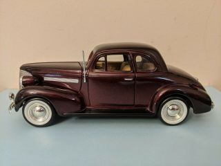 1/24 1939 Chevy Coupe Hardtop Red Burgundy Diecast Model Car Motormax 73247