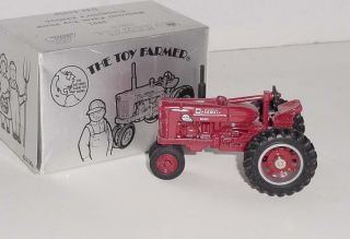 1/43 Farmall Mta Diesel Tractor W/box 1991 National Farm Toy Show