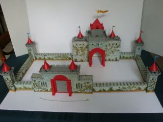 Marx Robin Hood Play Set / Complete Tin Litho Castle