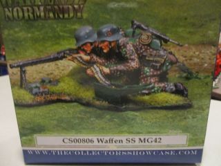The Collectors Showcase 1/30th Scale Cs00806 Waffen Ss Mg 42 Team