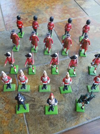 23 Piece Britains Set Beefeaters Guards 1973,  1986