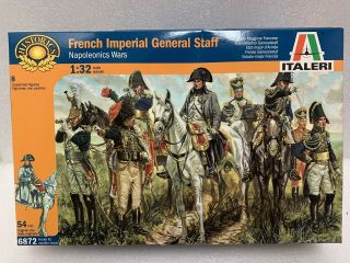 Italeri (2006) 54mm 1:32 6872 French Imperial General Staff Retired 8 Figures
