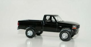 Custom Lifted Black 1993 Ford F - 150 Truck 1/64 Scale Diecast Greenlight Dcp