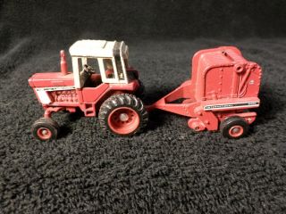 Vintage Ertl International Harvester Tractor 1086 And Bayler 2400