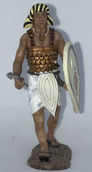 King & Country 54mm Ancient Egypt Ae010 Marching Guardsman (retired) (fw0 - 86)