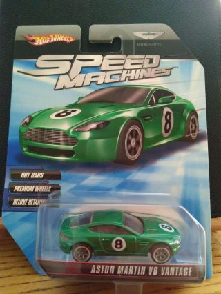 Hot Wheels 2009 Speed Machines Aston Martin V8 Vantage