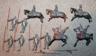Cherilea England Toy Soldier Medieval Knight Middle - Age Metal Figure & Other