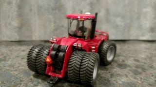 1/64 Ertl Case IH Steiger 550 Tractor 3