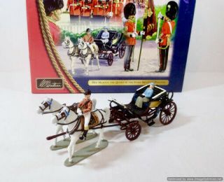 Britains 40111 Trooping The Colour Her Majesty The Queen In The Ivory Phaeton