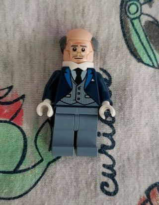 Lego 70909 Batman Movie Alfred Pennyworth Complete Minifigure From The Batcave