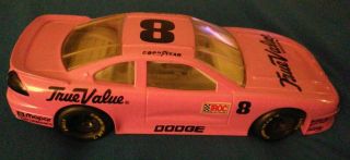 1994 Racing Champions 1:24 Diecast NASCAR IROC Dodge Avenger True Value 8 3