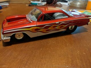Die Cast Car 1/24 - Racing Champions 1962 Chevy With Flames -