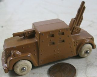 Vintage Manoil Barclay Army Soldier Cannon Armored Car