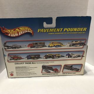2001 Hot Wheels Pavement Pounders Shogun Racing 2 Car Set 3