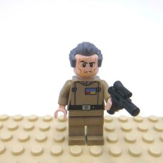 Lego Star Wars Grand Moff Tarkin Minifigure & Weapon From Set 75150 Vader 